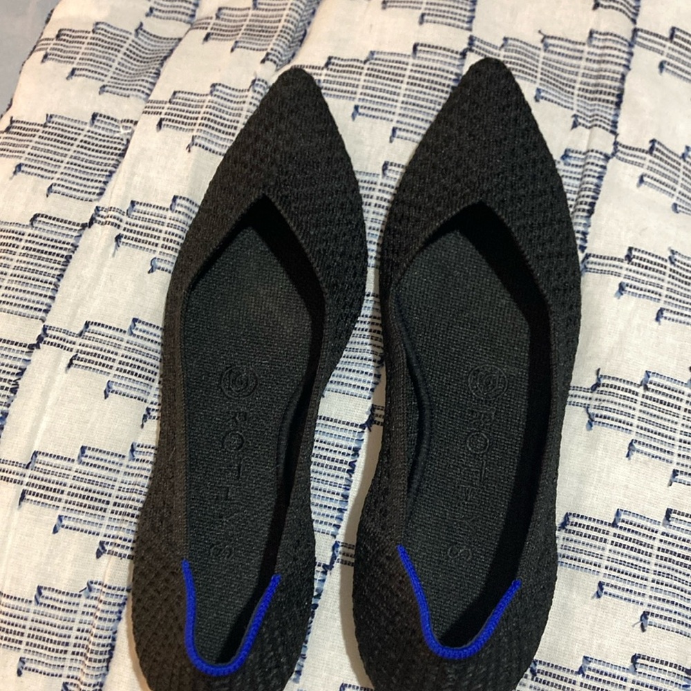 Size 7 Rothy’s pointed toe flats